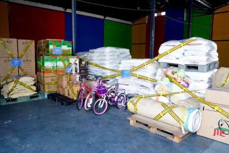 Produk Impor Ilegal Senilai Rp11 Miliar Dimusnahkan