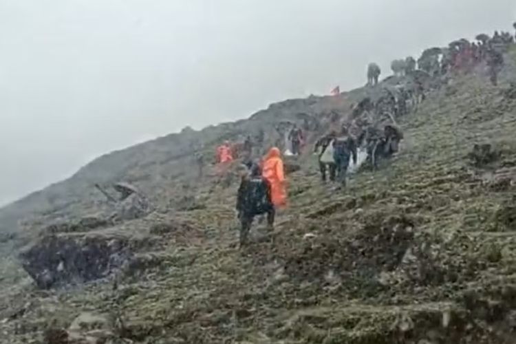 Tujuh Orang Tewas Usai Helikopter Peziarah Hindu Jatuh di India