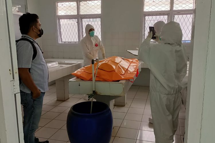 Mayat Pedagang Ditemukan Tertelungkup Diatas Baskom, Kondisinya Mengenaskan