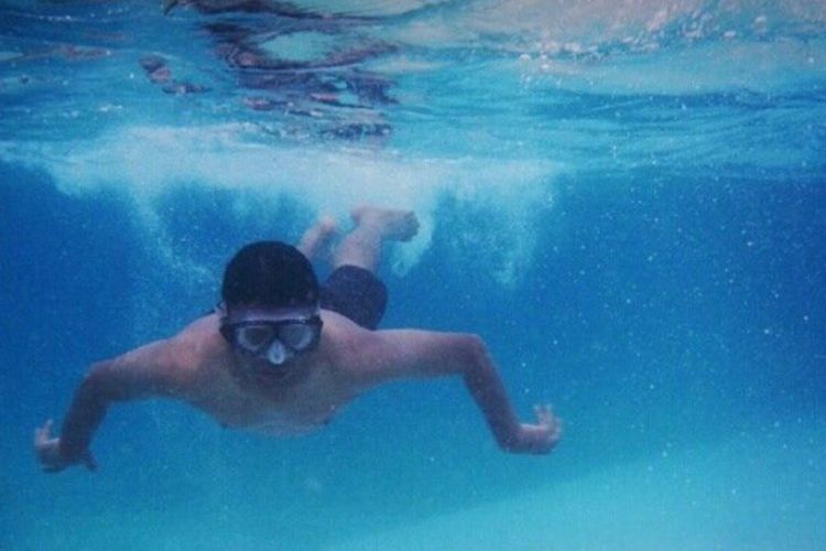 5 Tips Menyelam Agar Kuping Tidak Sakit