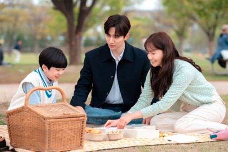 Spoiler Episode 13, Piknik Kejutan Lee Junho, YoonA dan Keponakannya di Drakor ‘King The Land’