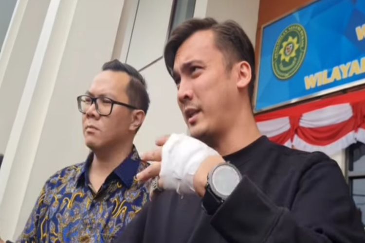 Rendy Kjaernett Ungkap Kronologi dan Penyebab Kecelakaan bersama Istri di Tol