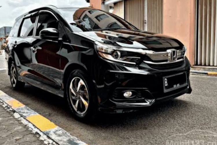 Beli Mobil Bekas Harus Teliti! Ini 5 Kekurangan Honda Mobilio