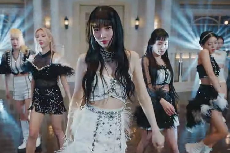 Beranggotakan Suzy ‘Doona’, Dream Sweet Rilis Video Klip ‘The Whispering Spell’
