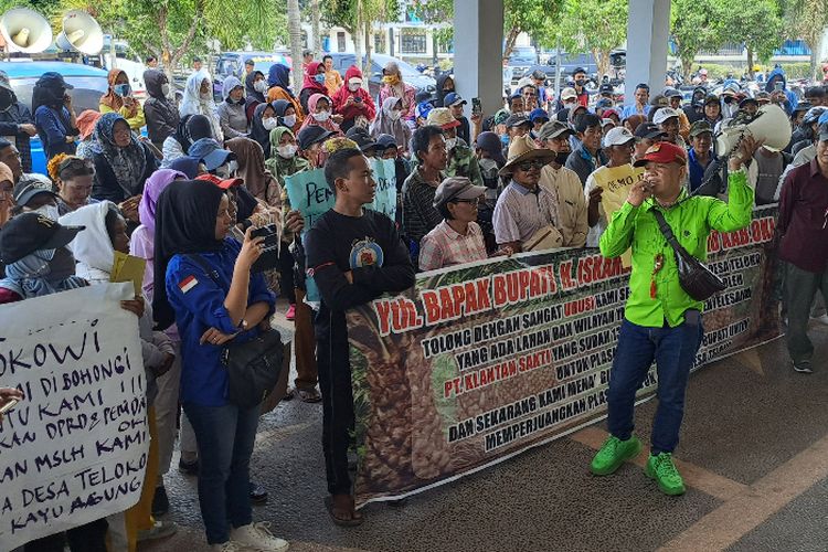 Ratusan Warga Desa Teloko Geruduk Kantor Bupati dan DPRD OKI, Tuntut Kepemilikan Lahan Plasma Kelantan Sakti