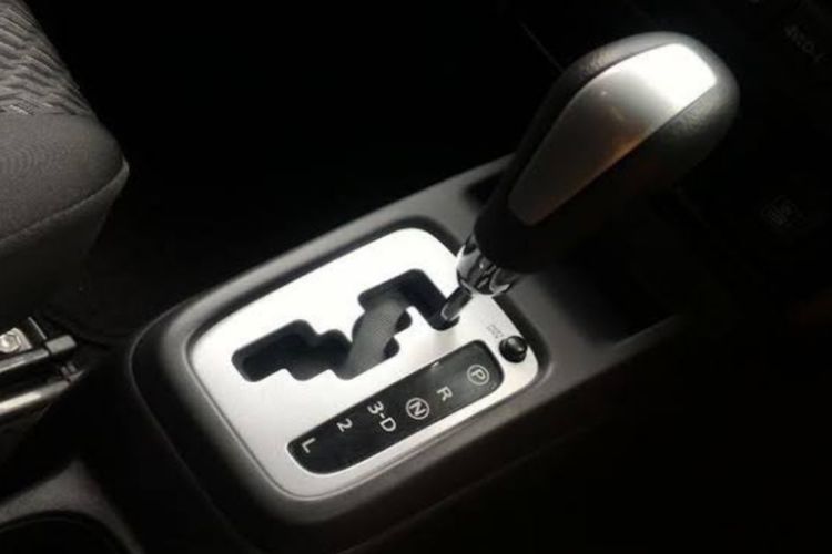 Hati-hati! Ini 3 Hal Harus Dihindari Beli Mobil Matic Bekas