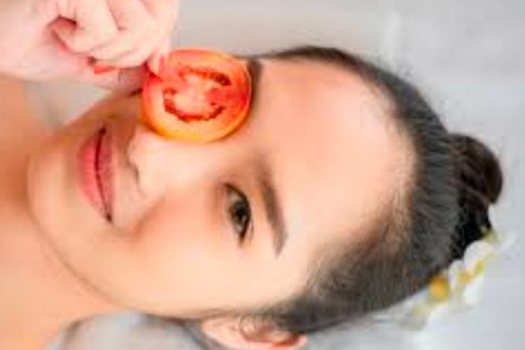 Ini 7 Manfaat Masker Tomat, Kalian Harus Coba