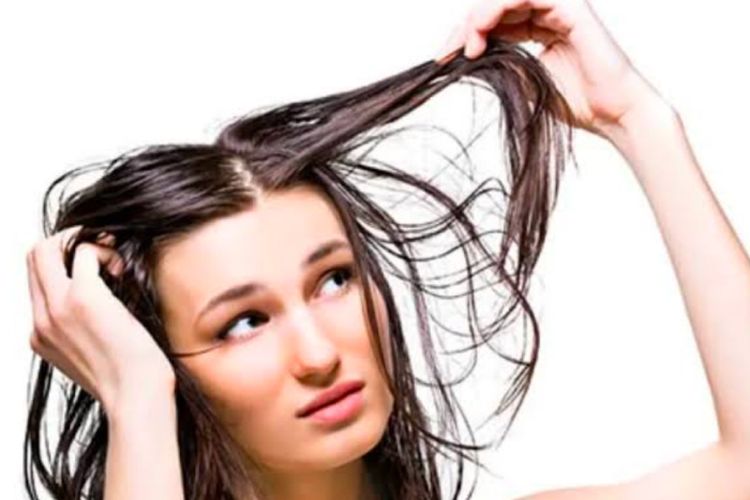 Ini 9 Cara Atasi Rambut Lepek, Bikin Tidak Pede