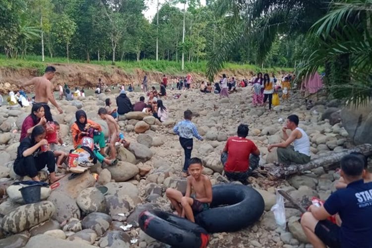 Objek Wisata Alam Muara di Empat Lawang Mulai Ramai Dikunjungi Wisatawan
