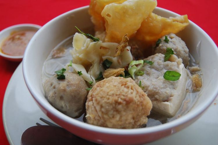 5 Bakso Palembang yang Menggoda Selera, Ada Bakso Lava hingga Bakso Granat, Yuk Kunjungi