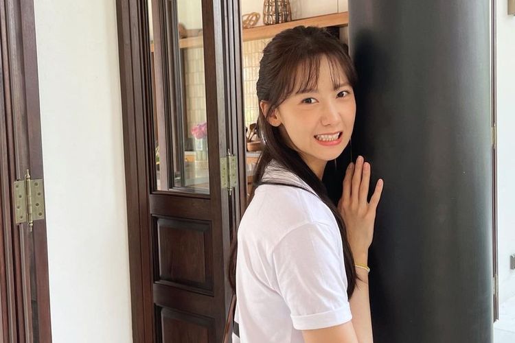 YoonA Girls Generation Perpanjang Kontrak dengan SM Entertainment