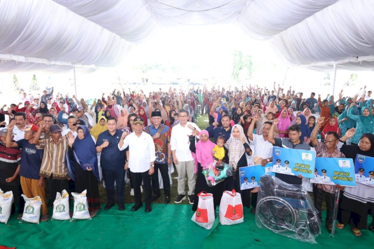 Menko PMK Kunjungi OKU Timur, Serahkan Bantuan Sosial dan Apresiasi Kinerja Pemerintah Daerah