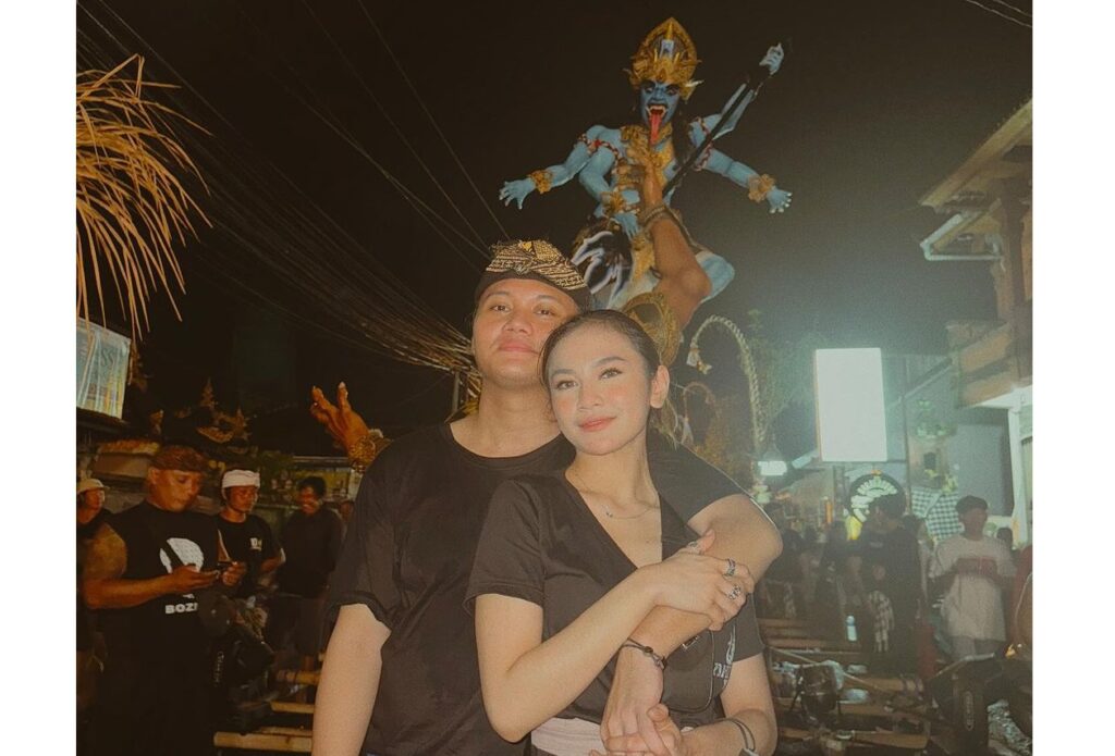 Ikut Arakan Ogoh-Ogoh di Bali, Rizky Febian Tegaskan Toleransi