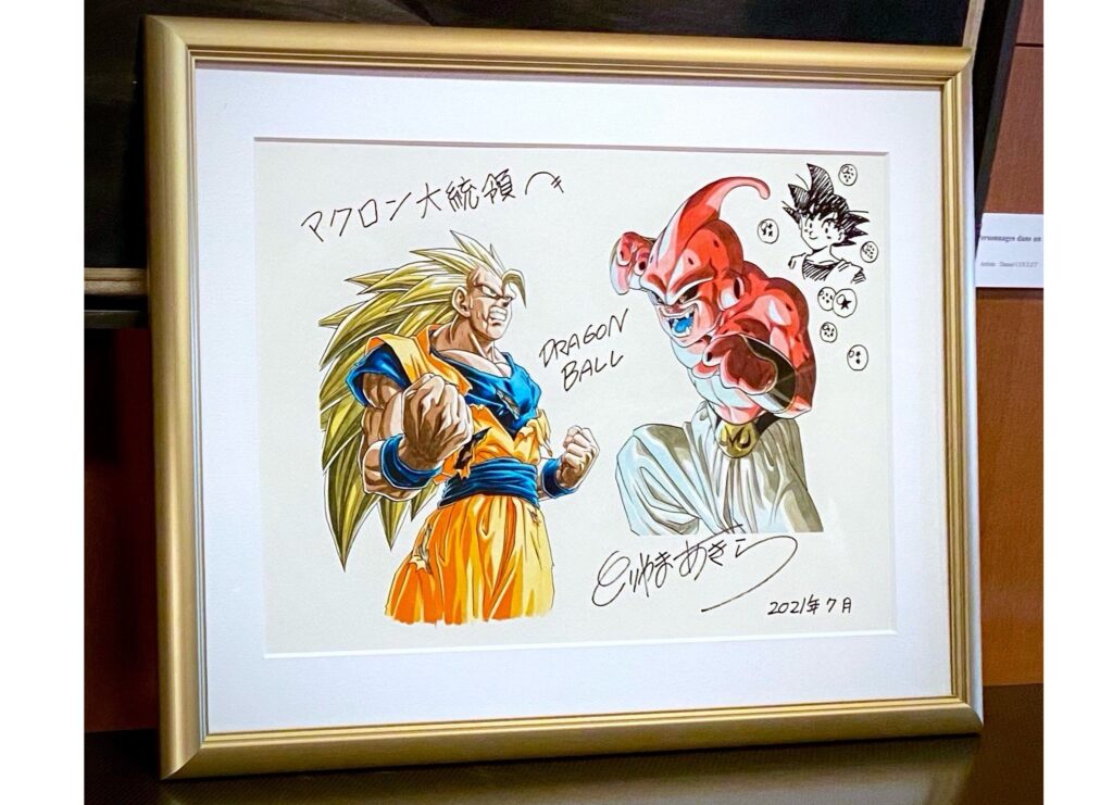 Kecintaan Presiden Prancis Emmanuel Macron dengan Dragon Ball