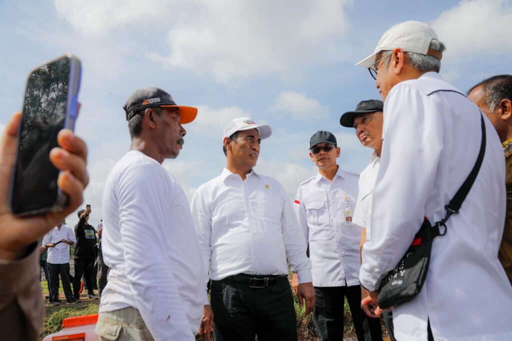 Amran Sulaiman: Petani Tidak Boleh Dipersulit Akses Pupuk, Regulasi Sudah Disederhanakan
