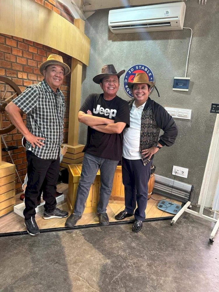 Mantan Bupati Banyuasin, Askolani Bersilaturahmi dengan Mantan Gubernur Sumsel di Palembang