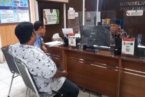 Pria di Palembang Tertipu Janji Investasi lewat Aplikasi Kencan Tantan
