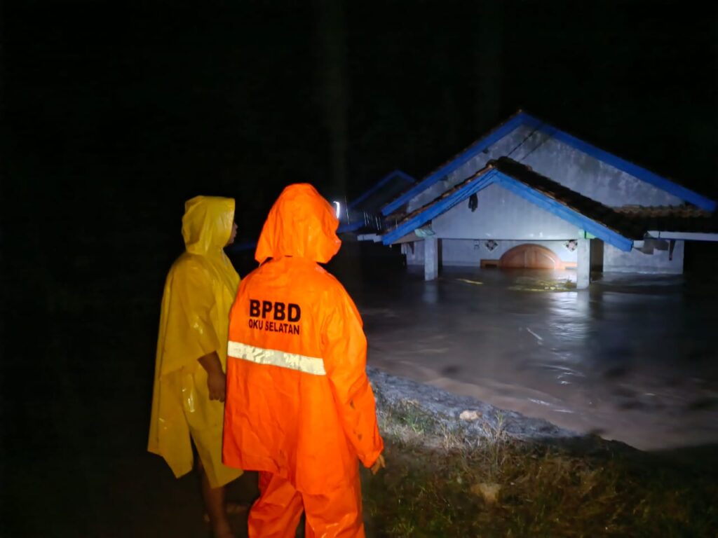 Hujan Deras Sebabkan Banjir dan Longsor di OKU Selatan
