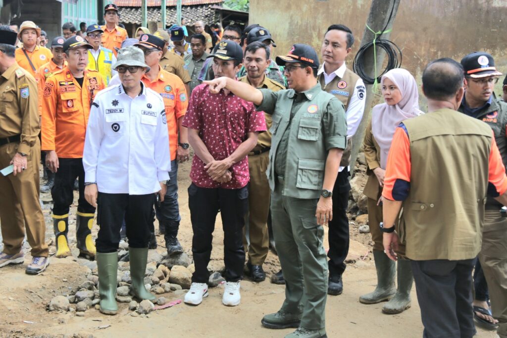 Kepala BNPB Tekankan 4 Langkah Penanganan Banjir dan Longsor di OKU