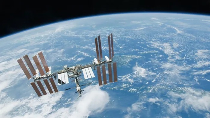 SpaceX Bakal Kembangkan Pesawat Antariksa dari NASA Senilai Rp13,8 Triliun