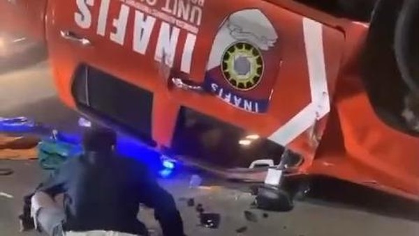 Video Mobil Inafis Polrestabes Palembang Terbalik Viral di Media Sosial