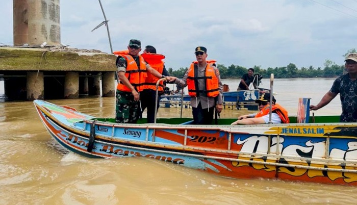 Soal Jembatan di Muba Ambruk Ditabrak Tongkang, Pj Gubernur Sumsel Minta Perusahaan Bangun Kembali