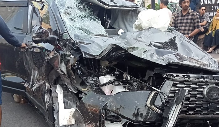 Kecelakaan Beruntun di Palembang, Empat Mobil Ringsek
