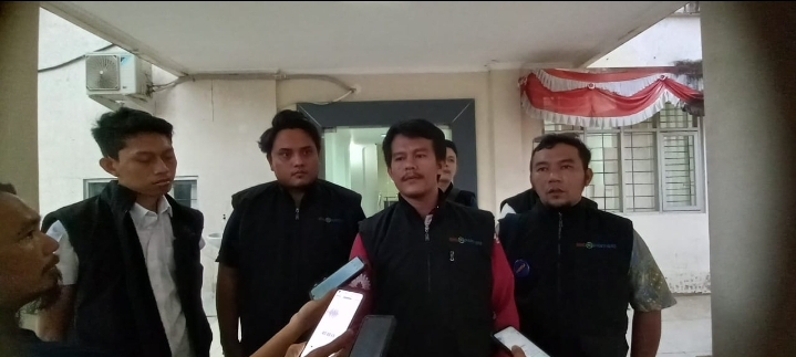 Tim Herman Deru-Cik Ujang Laporkan Dugaan Pelanggaran ke Bawaslu Sumsel