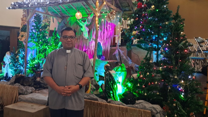 Jelang Misa Malam Natal, Gereja Santo Yoseph Siap Tampung Ribuan Jemaat