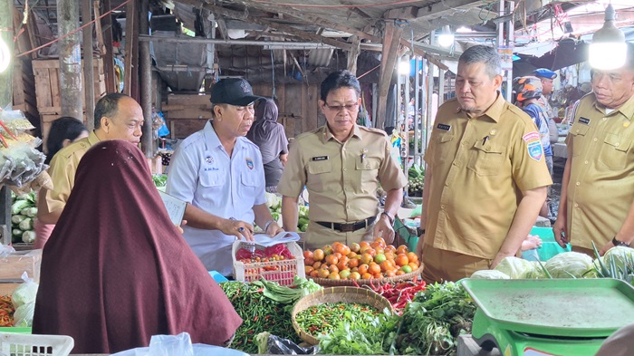 Jelang Natal dan Tahun Baru 2025, Stok dan Harga Sembako di OKU Timur Diklaim Aman