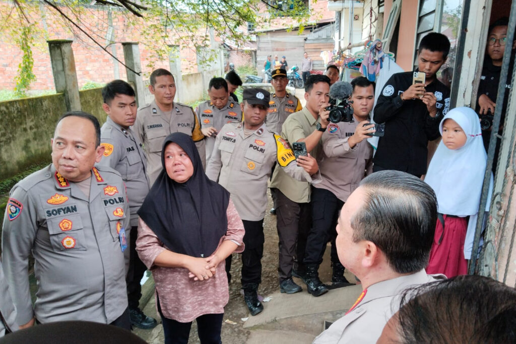 Kisah Haru Siswi SD di Palembang yang Bawa Pulang Makanan Gratis, Presiden Prabowo Segera Video Call