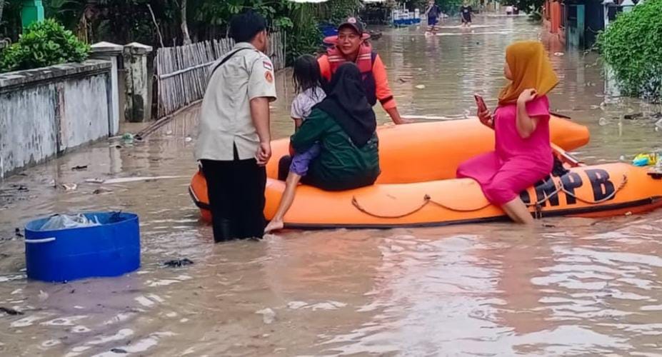 Hujan Lebat Sebabkan Banjir di Muara Enim, 720 KK Terdampak