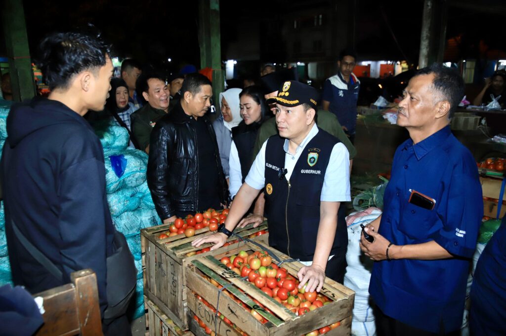 Sidak Pj Gubernur Sumsel Jamin Ketersediaan Bahan Pokok Menjelang Libur Panjang