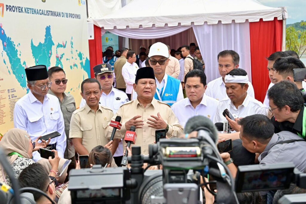 Presiden Prabowo Resmikan Enam PLTS di Wilayah 3T untuk Dorong Energi Terbarukan