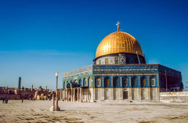 Israel Larang Imam Masjid Al-Aqsa Masuk Kompleks Suci Yerusalem Timur