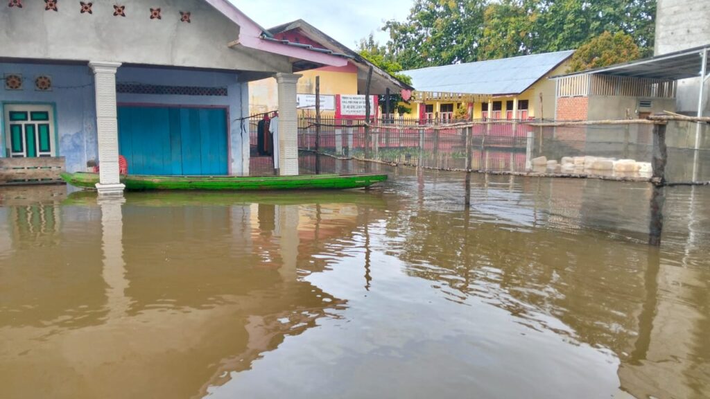 Sudah 10 Hari Banjir di Musi Rawas, Warga Mulai Alami Gatal-gatal