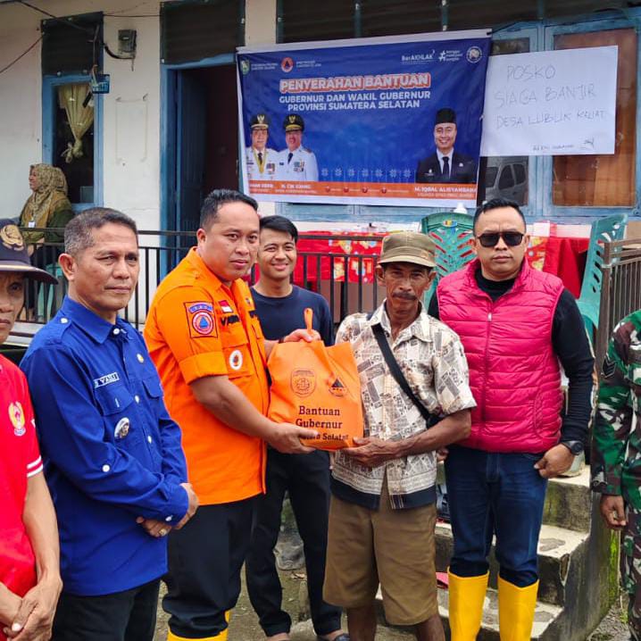 BPBD Sumsel Salurkan Bantuan untuk Korban Banjir di Lubuk Keliat