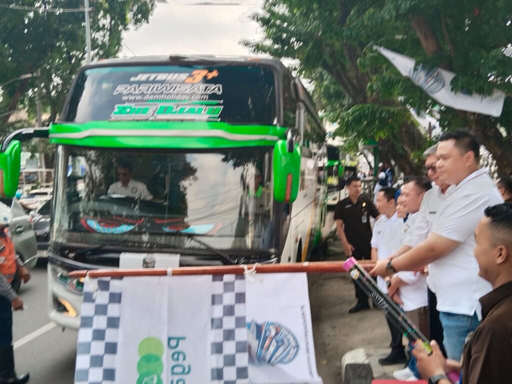 Pegadaian Kanwil III Palembang Berangkatkan 196 Pemudik Gratis ke Berbagai Kota
