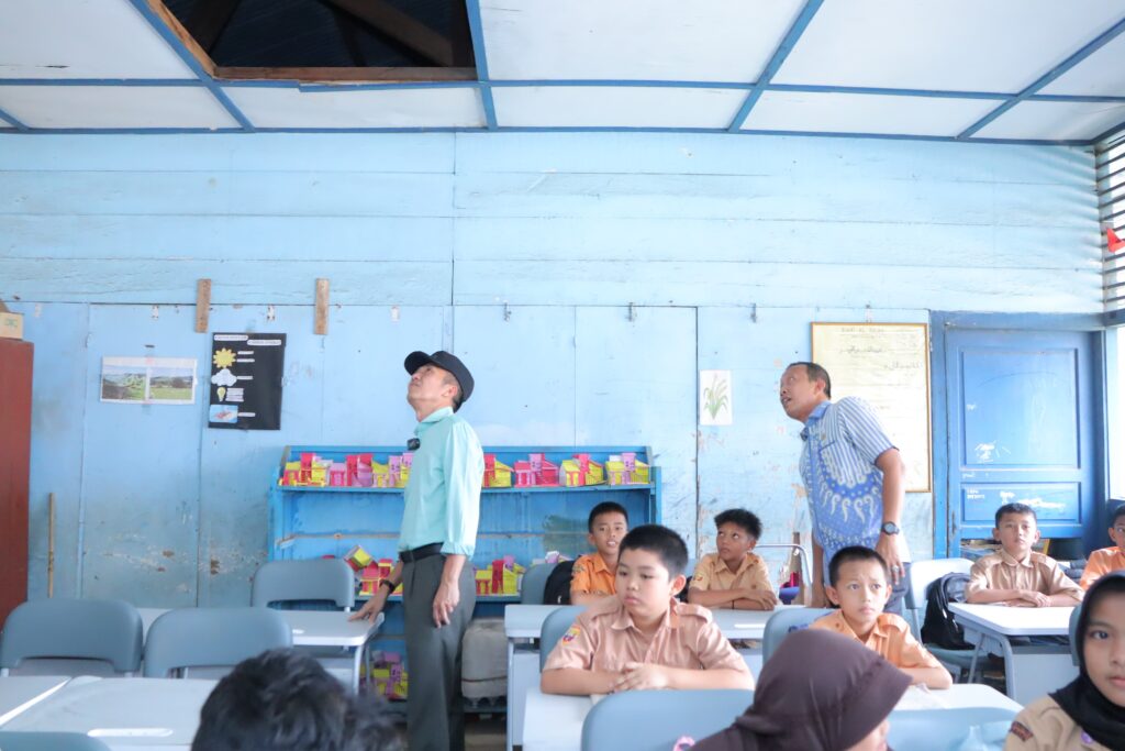 Wali Kota Palembang Janjikan Perbaikan Infrastruktur Sekolah dalam Tiga Tahun