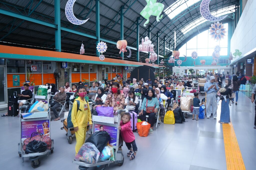 Puncak Arus Mudik Lebaran 2025, KAI Divre III Palembang Catat Rekor Penumpang