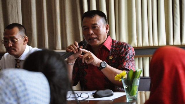 TB Hasanuddin Soroti Patroli TNI: Harus Bantu Polri, Bukan Ambil Alih Kamtibmas