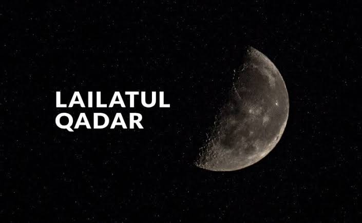 Malam Lailatul Qadar: Tanda, Waktu, dan Amalan