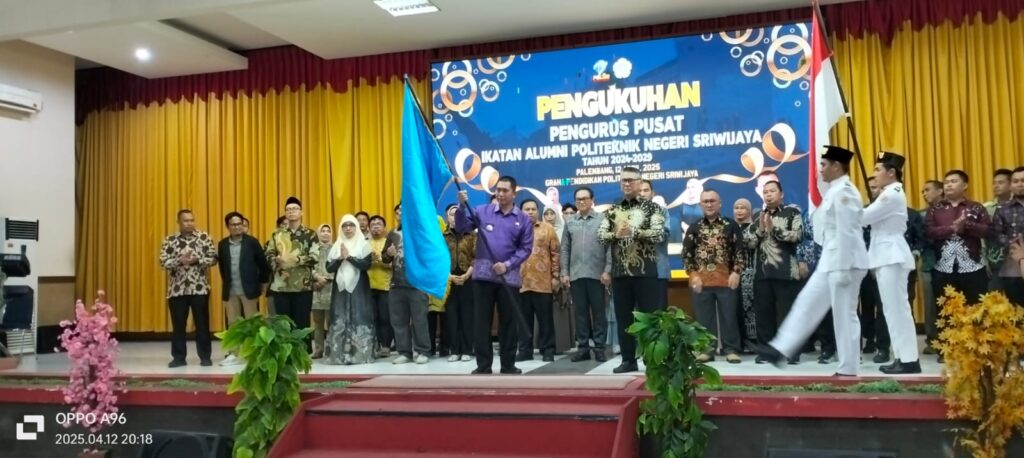 Pengukuhan Pengurus Baru IKA Polsri, Direktur Harap Alumni Beri Kontribusi Nyata untuk Kampus