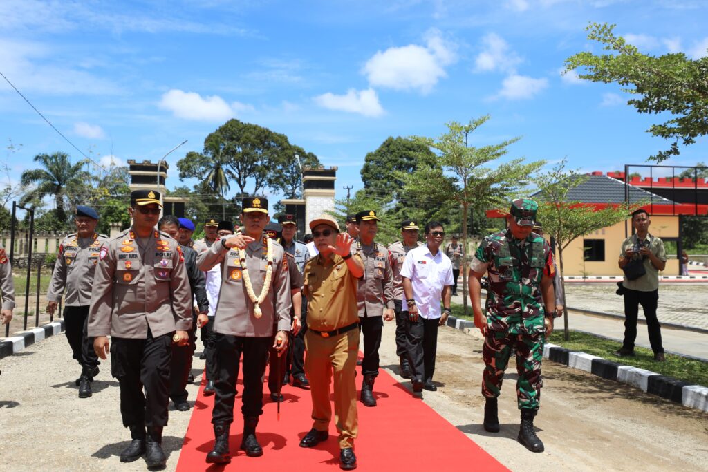 Didampingi Bupati, Kapolda Sumsel Sampaikan Arahan di Polres Muratara