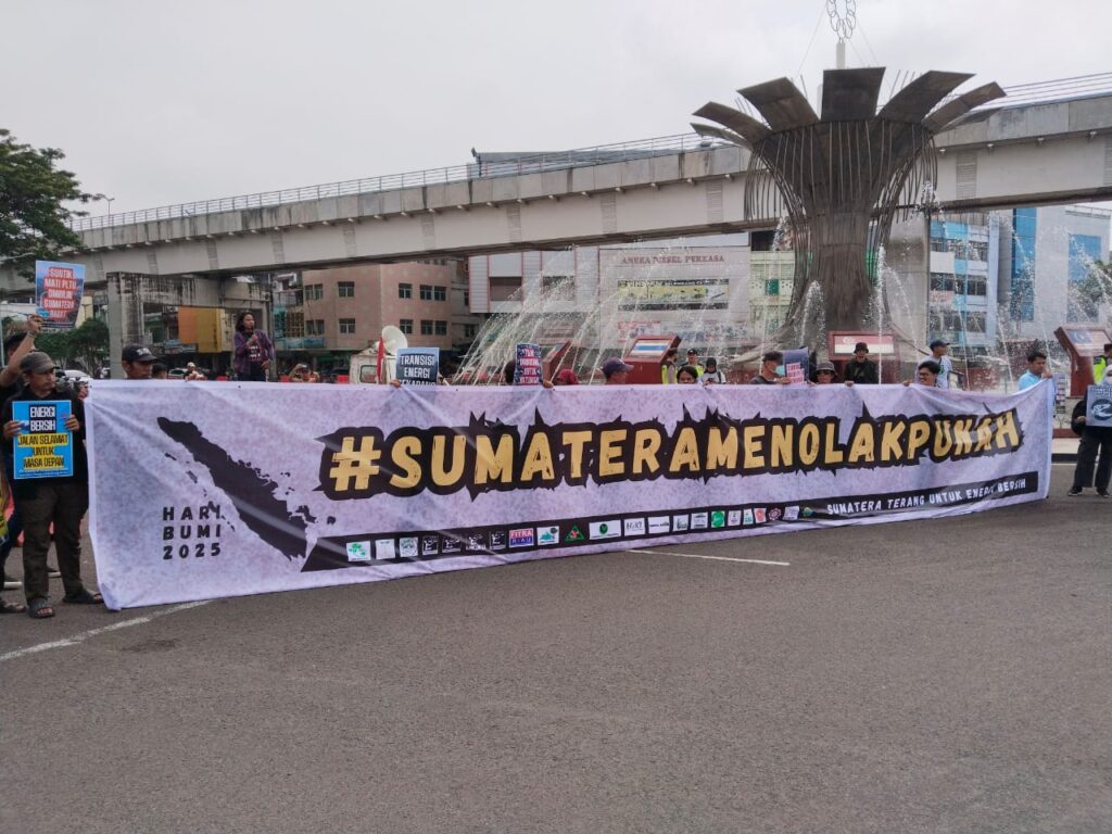 Koalisi Serukan Aksi ‘Sumatera Menolak Punah’ untuk Stop Ketergantungan pada Energi Kotor