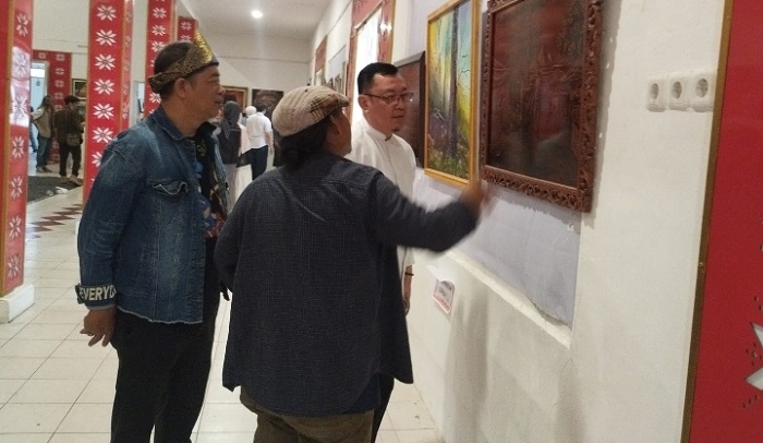 Ratusan Lukisan Ramaikan Gedung Kesenian Palembang