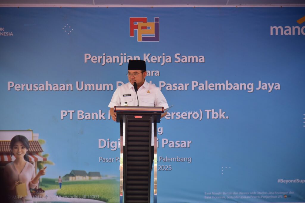 Wawako Palembang Apresiasi Peluncuran Kartu Identitas Pedagang di Pasar Padang Selasa