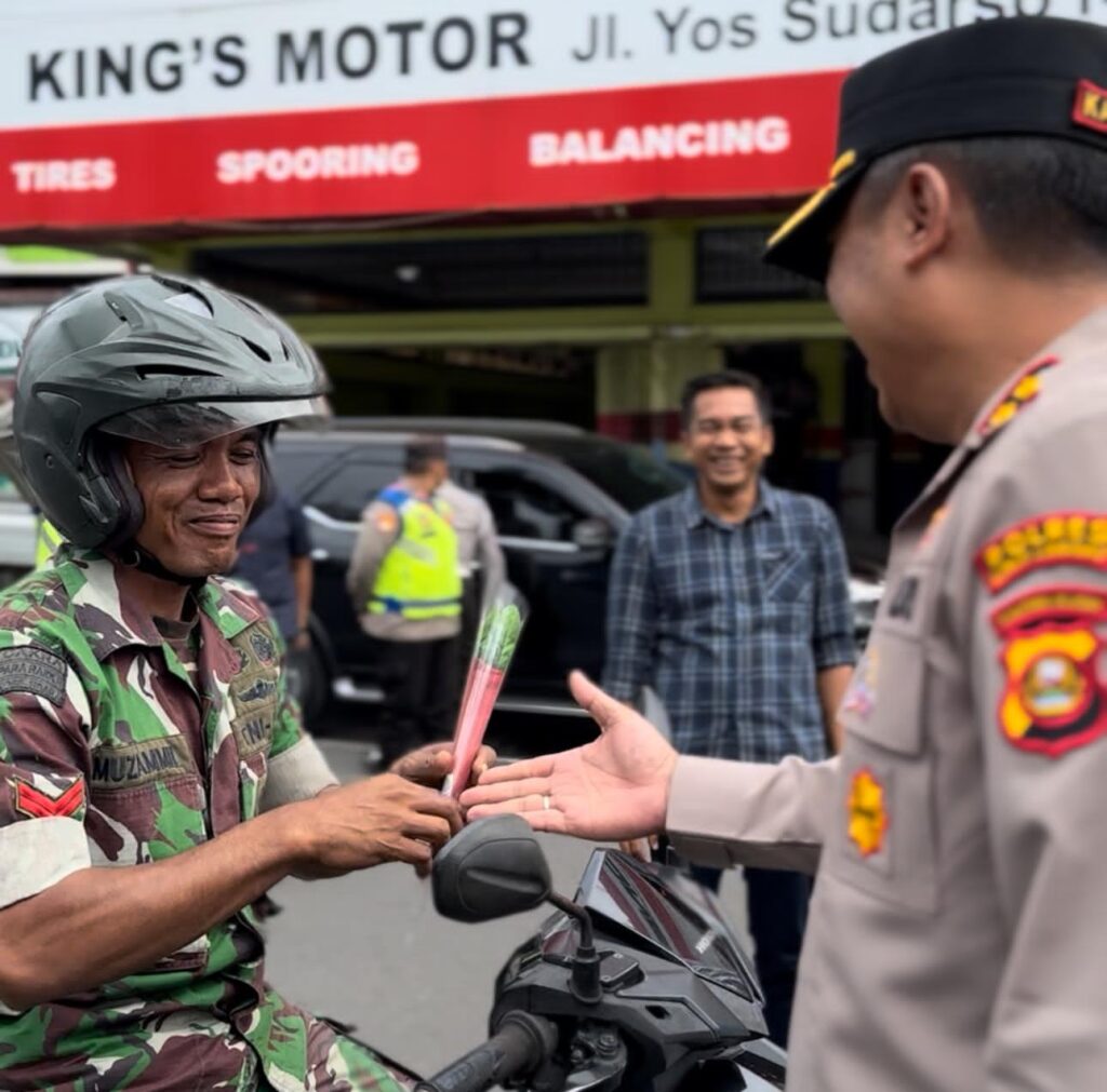 Jurnalis dan Polres Lubuklinggau Gelar Aksi Simpatik Sambut HUT Bhayangkara ke-79