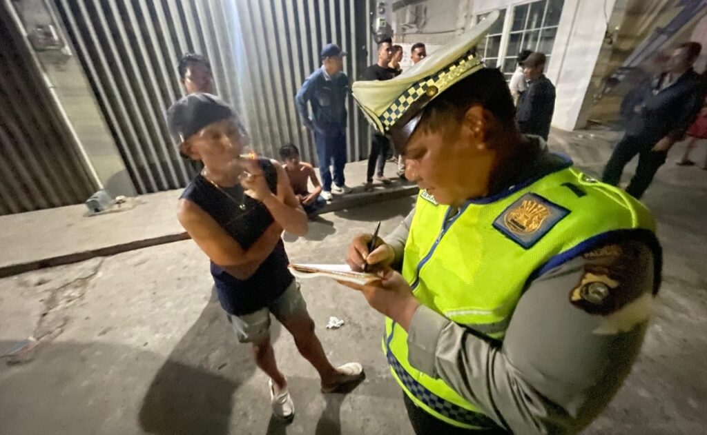 Diduga Hilang Kendali, Sopir Honda Brio Tewas Hantam Ruko di Palembang