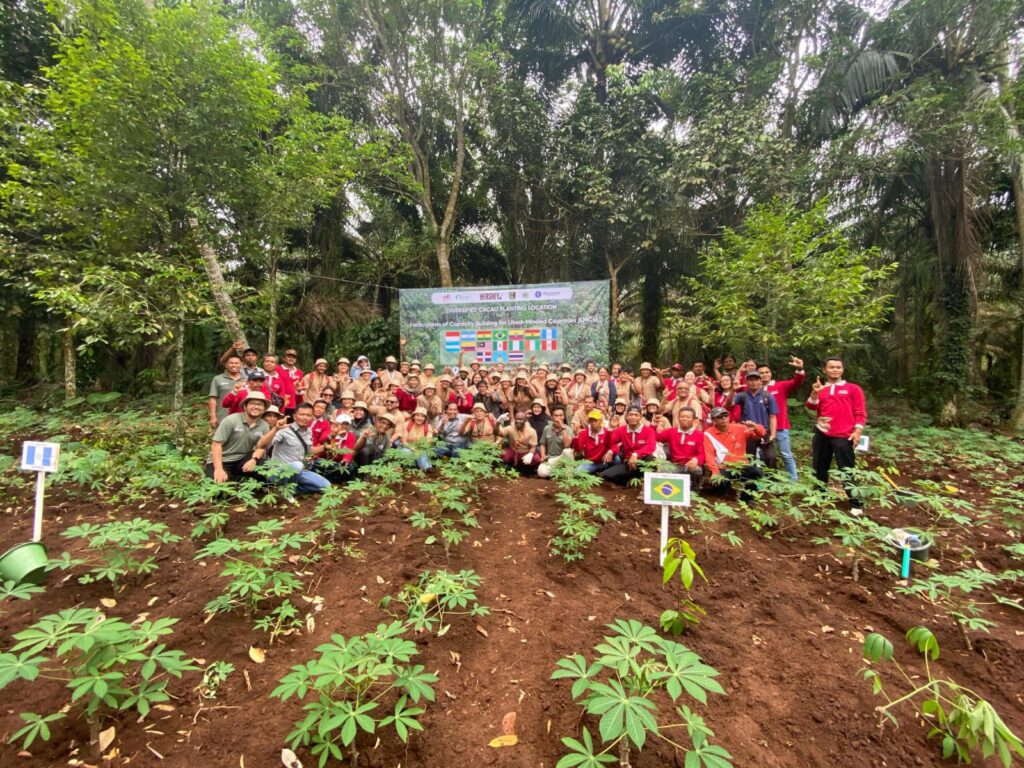Perkuat Pertanian Berkelanjutan, CTSS IPB dan Kemlu RI Dorong Kolaborasi Internasional Lewat Kopi dan Kakao